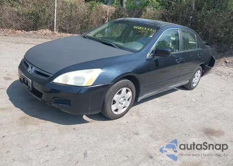 2007 Honda Accord 2.4 Lx z USA, uszkodzony, nr VIN 1HGCM56427A104827